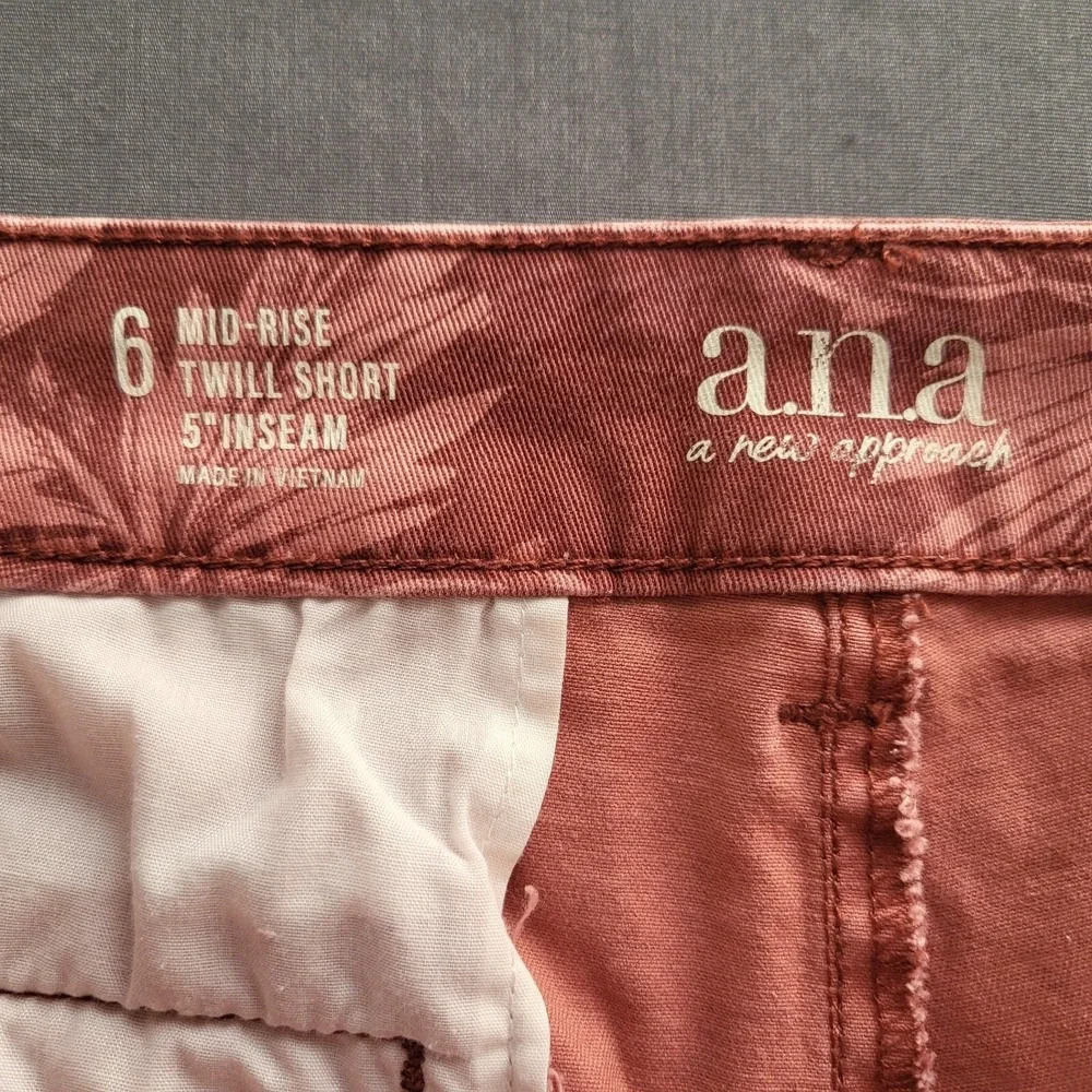 ana A New Approach Womens Mauve Floral Mid‎ Rise Twill Shorts Size 6 Boho Y2K